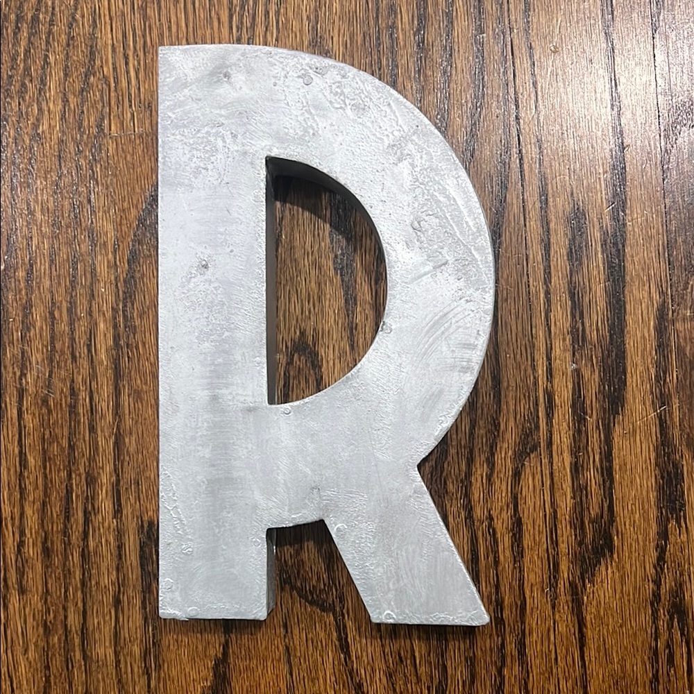 Silver Decorative Letter R